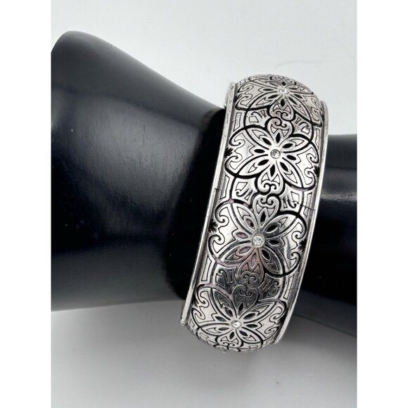 Brighton Etched Floral Design Swarovski Crystal Wide Hinged Clamper Bracelet - Picture 1 of 6